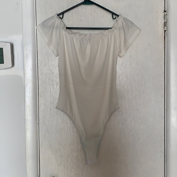 White off shoulder body suit - Picture 2 of 2